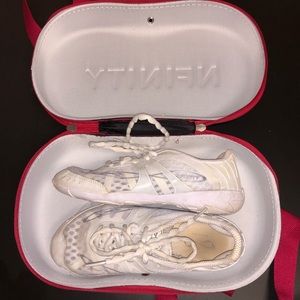 Nfinity Vengeance Cheer Shoes with case